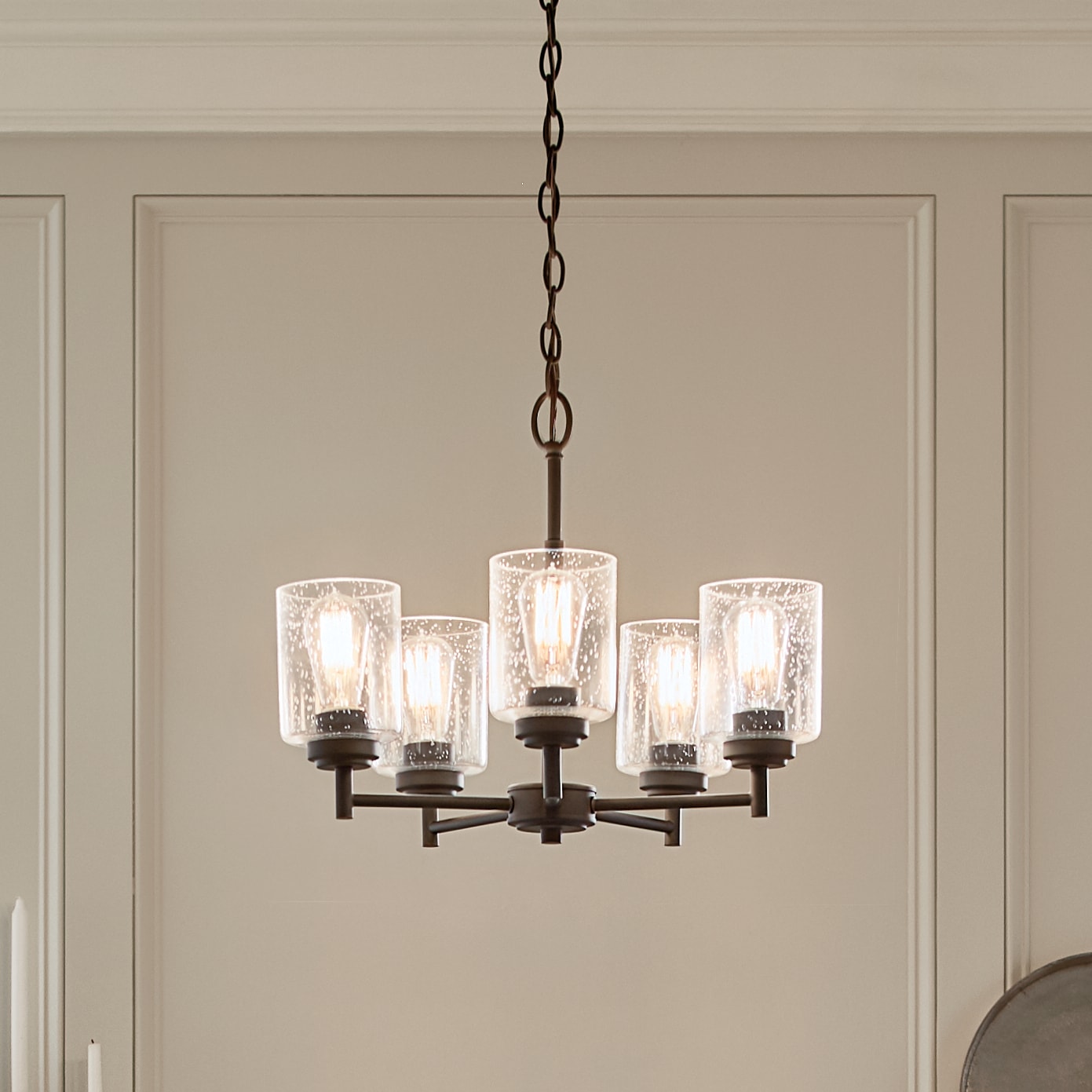 Kichler Winslow 5 -Light Black Modern/contemporary For Use in Bedrooms, Dining Rooms, Foyers, Kitchens, Living Rooms Chandelier 2416112