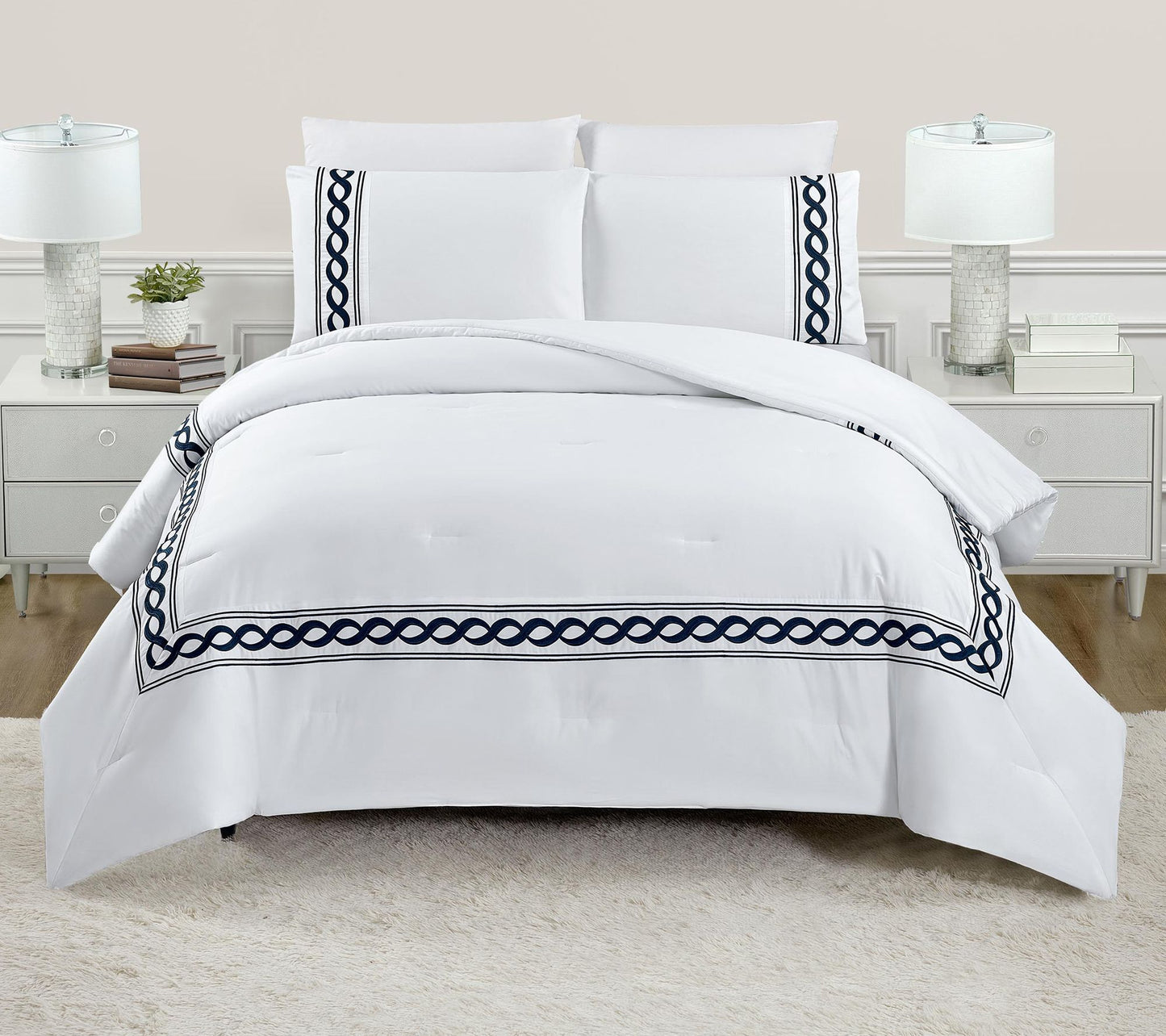 Dee Ocleppo Cable Border 3-Piece King ComforterSet