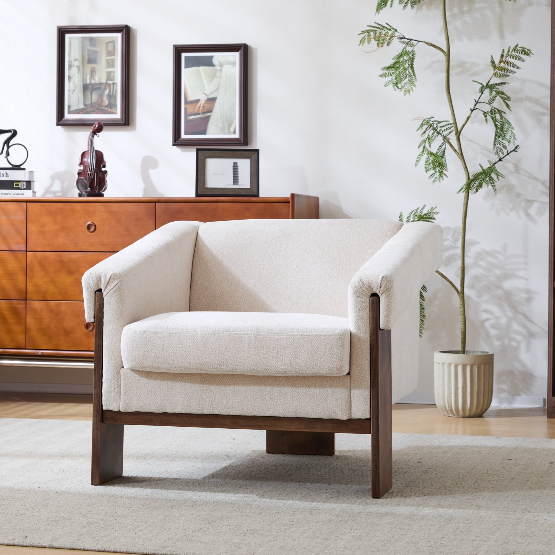 AMid-Century Modern Armchair with PU Leather Upholstery & Wooden Frame, Beige